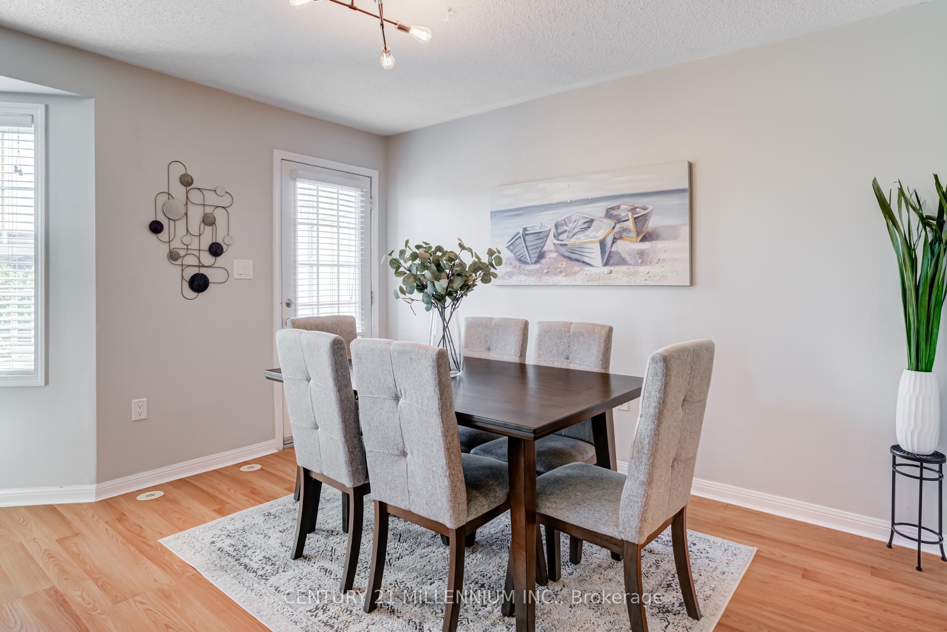 Photo 19 of 914 Ambroise Crescent, Milton, Coates — HOMEH