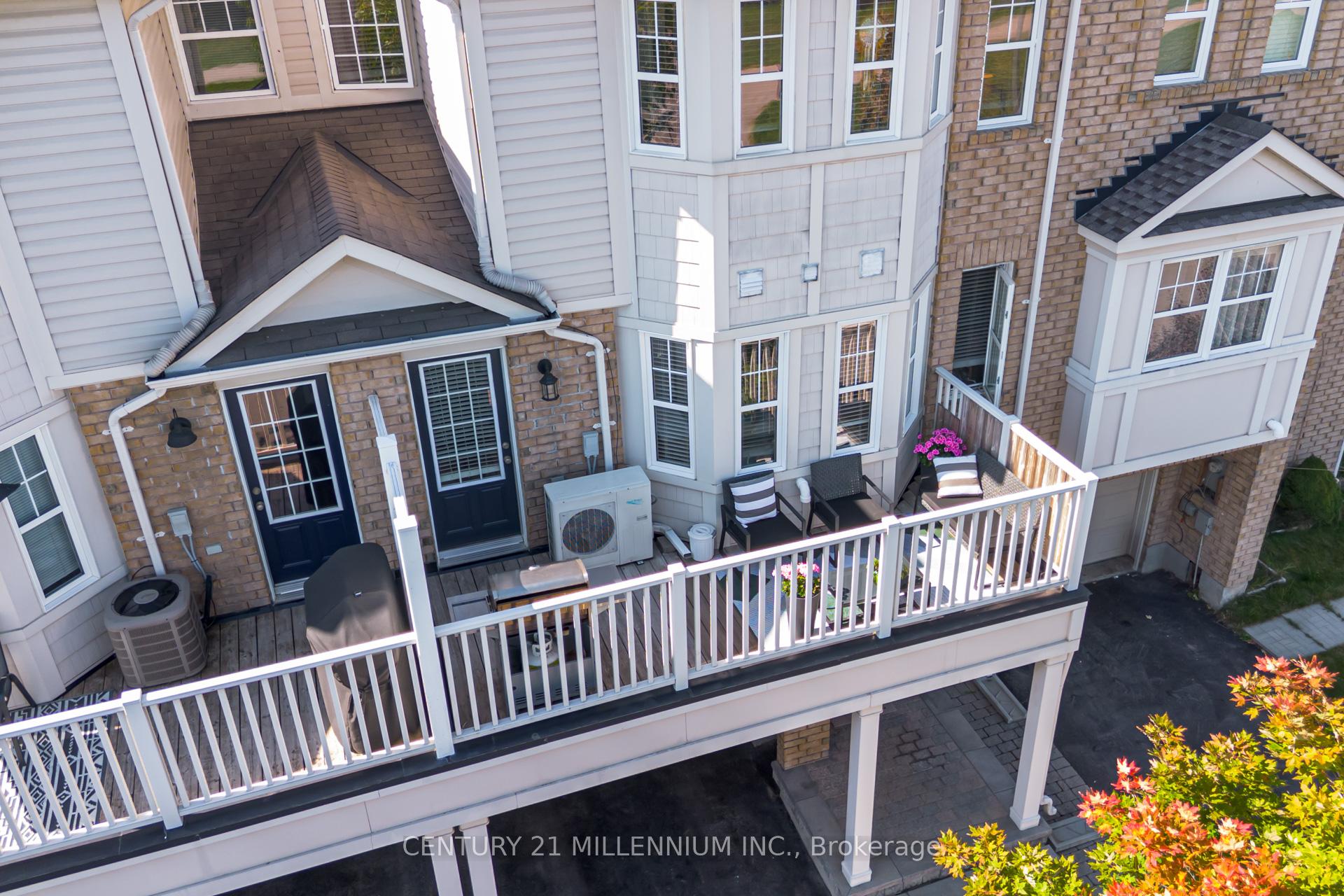 Photo 36 of 914 Ambroise Crescent, Milton, Coates — HOMEH