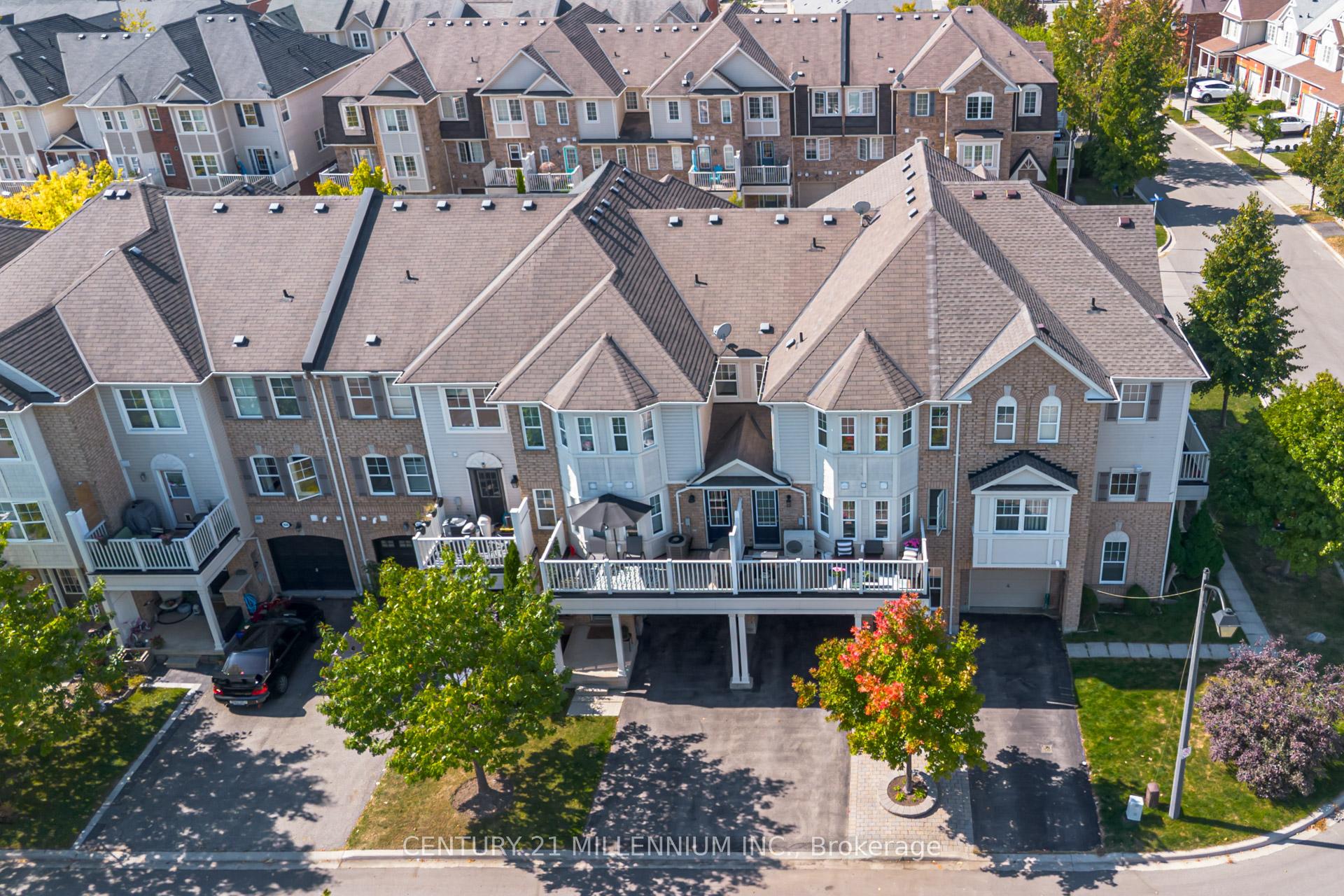 Photo 38 of 914 Ambroise Crescent, Milton, Coates — HOMEH