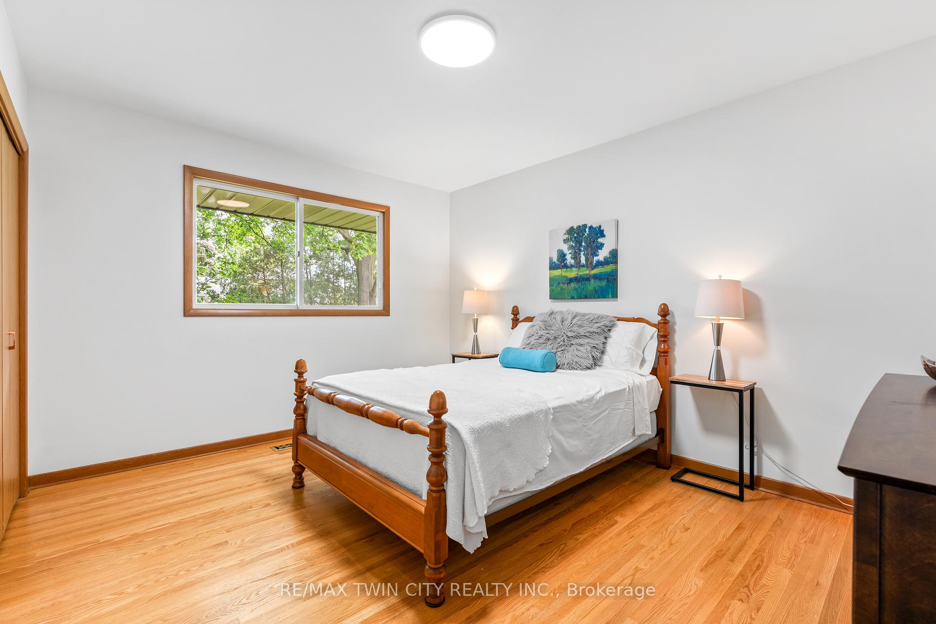 Photo 22 of 51 Askin Place, Kitchener — HOMEH