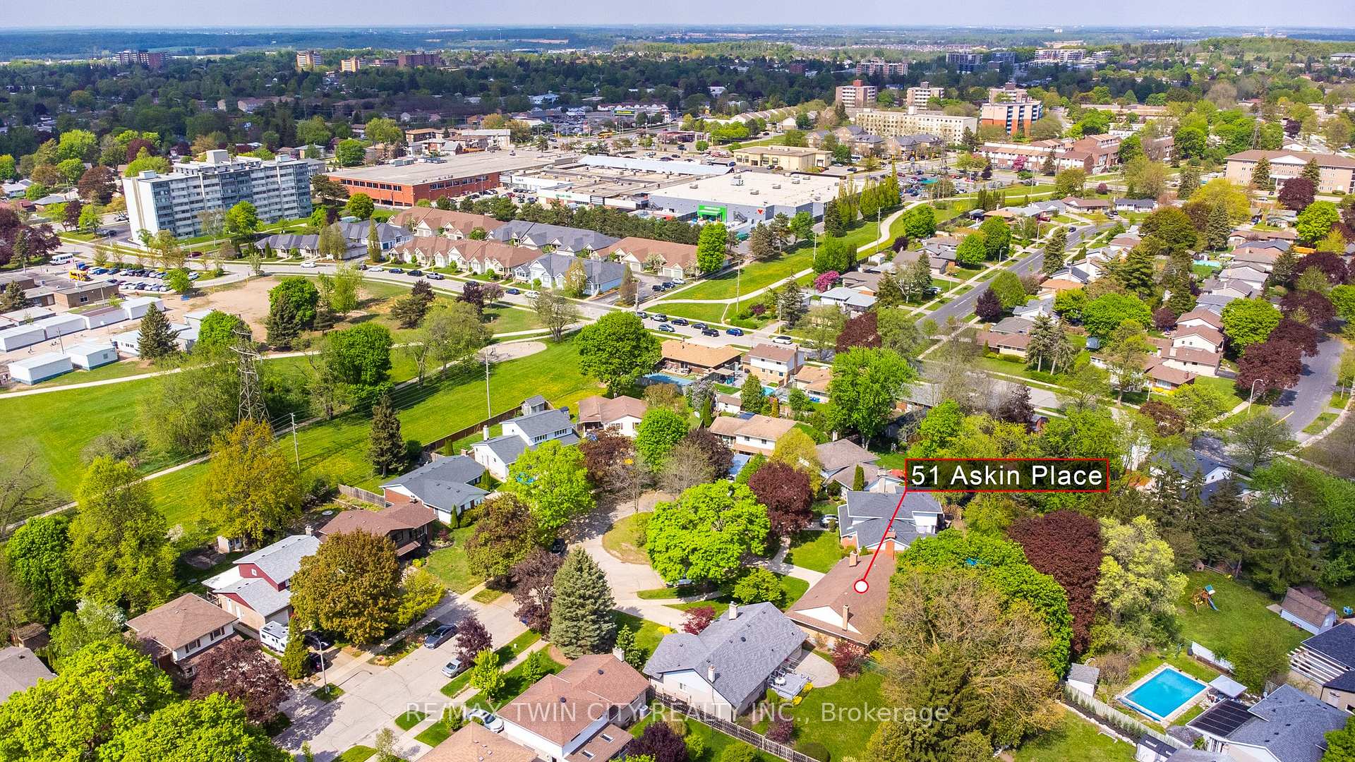 Photo 45 of 51 Askin Place, Kitchener — HOMEH