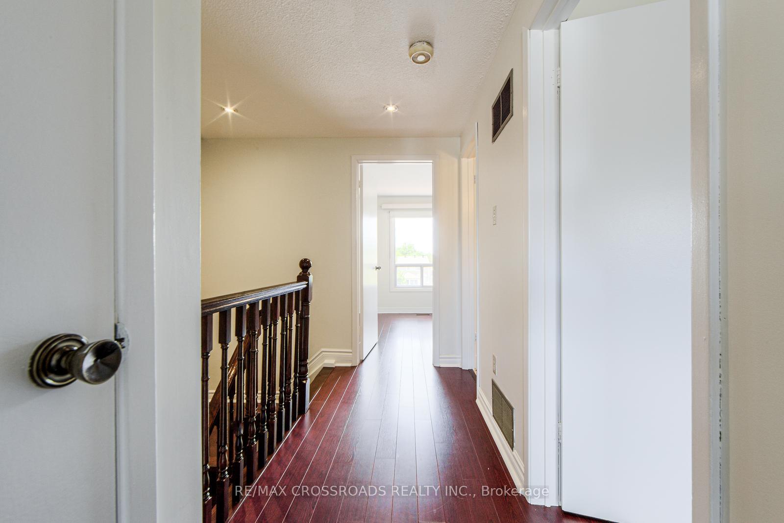 Photo 14 of 113 Bedale Crescent, Markham, Milliken Mills West — HOMEH