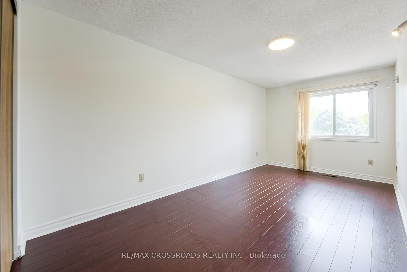 Photo 18 of 113 Bedale Crescent, Markham, Milliken Mills West — HOMEH