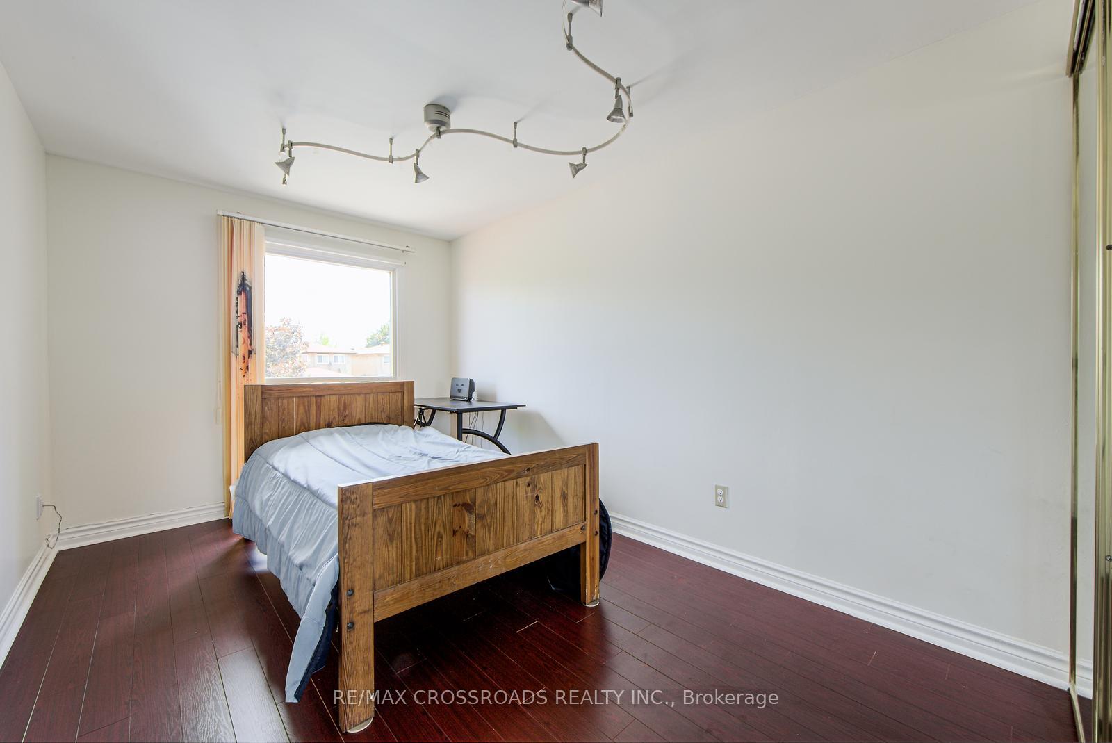 Photo 20 of 113 Bedale Crescent, Markham, Milliken Mills West — HOMEH
