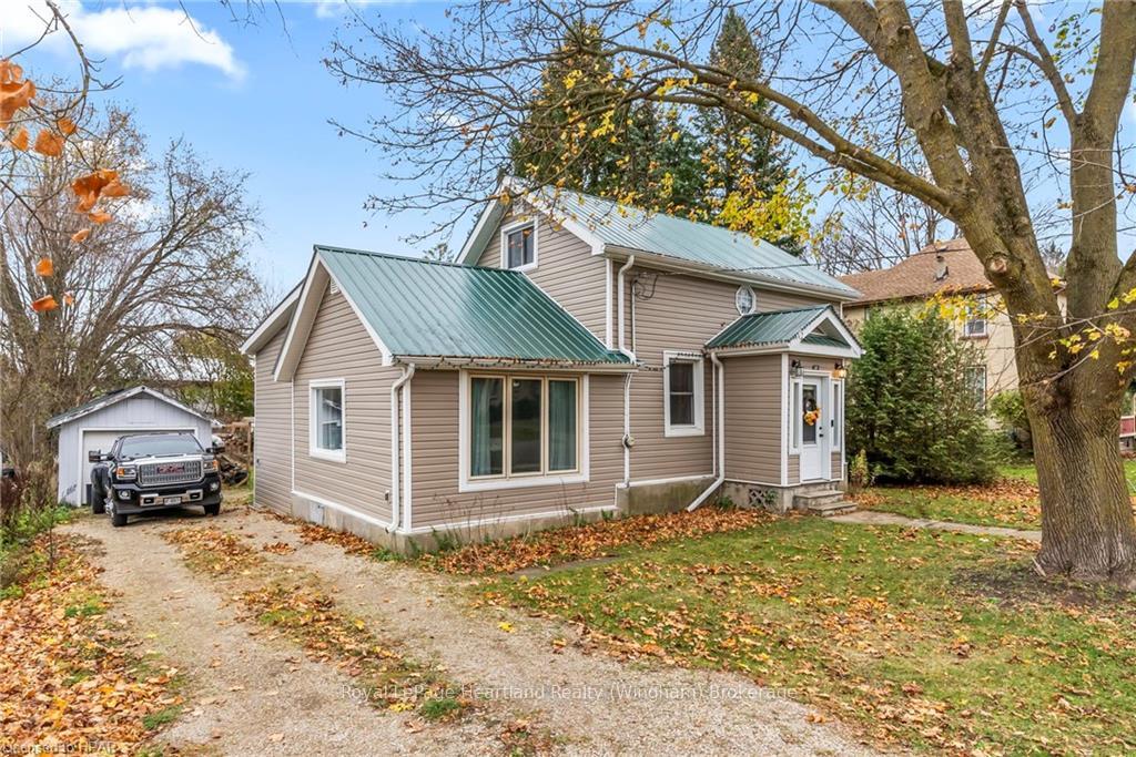 Photo 3 of 53 Robertson Street, Minto — HOMEH