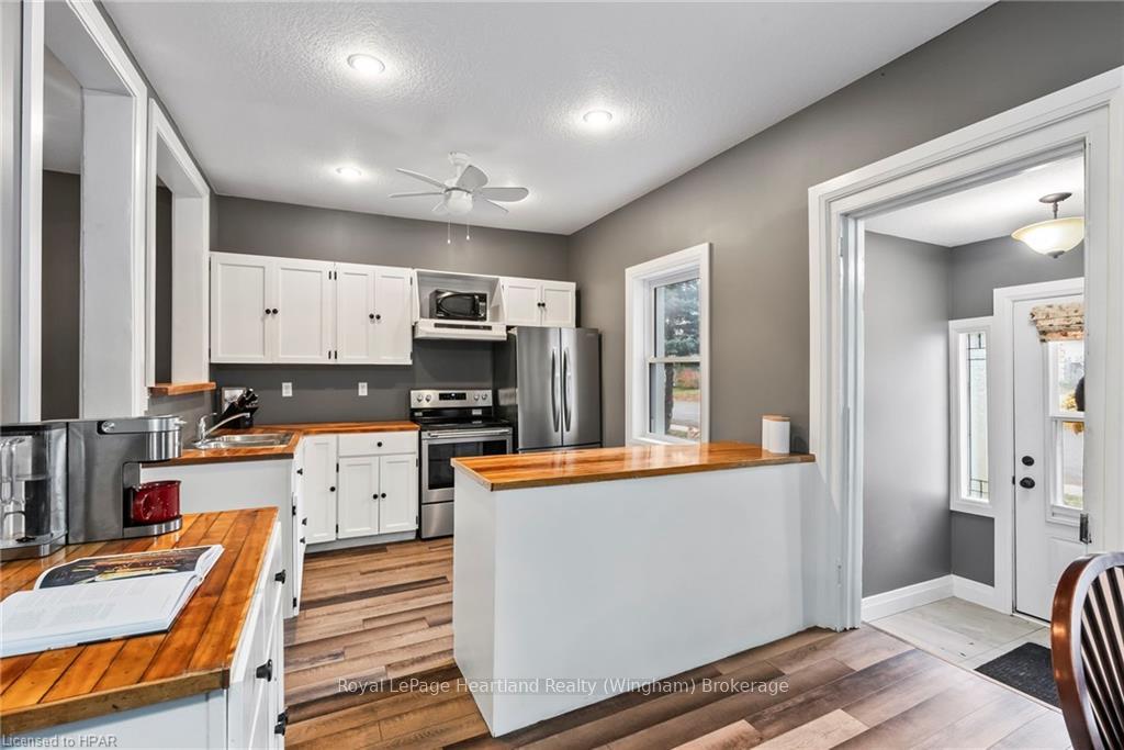 Photo 7 of 53 Robertson Street, Minto — HOMEH