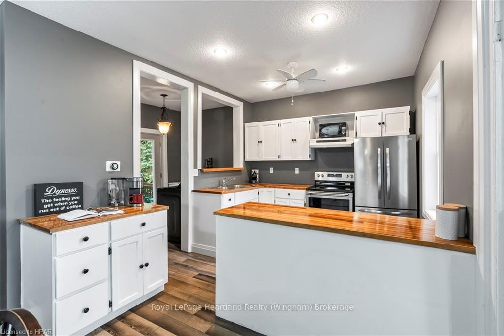 Photo 8 of 53 Robertson Street, Minto — HOMEH
