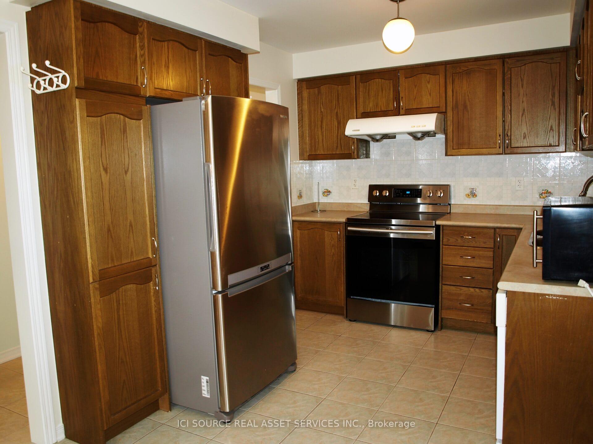 Photo 7 of 217 Hammersly Boulevard, Markham, Wismer — HOMEH