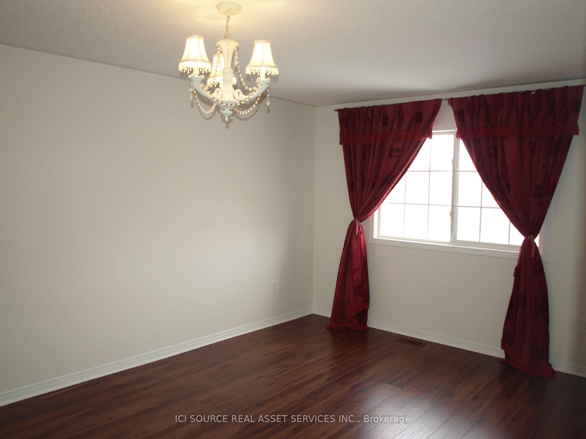 Photo 9 of 217 Hammersly Boulevard, Markham, Wismer — HOMEH