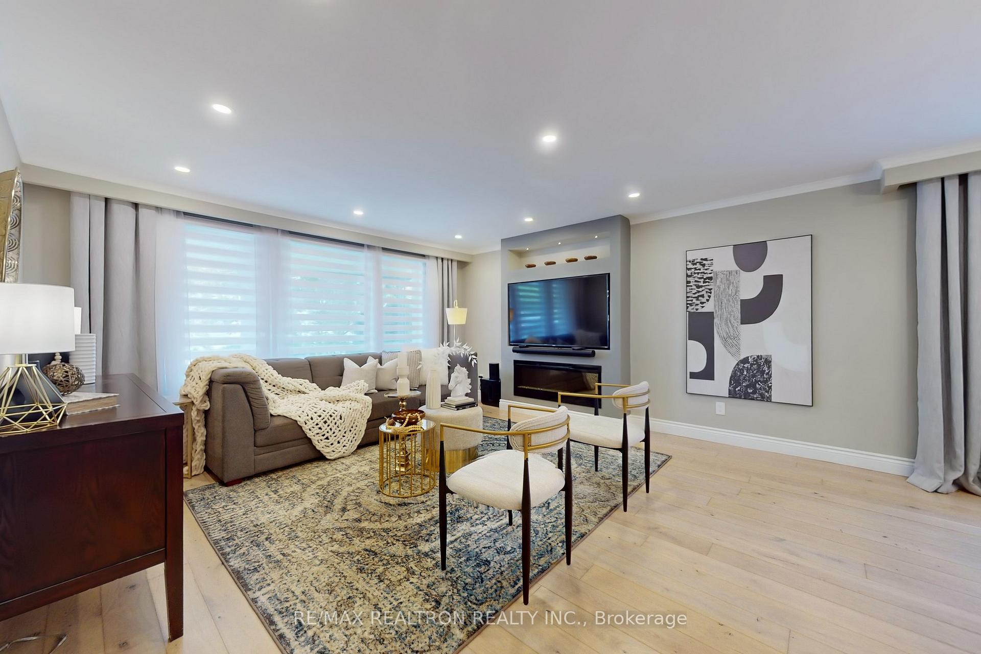 Photo 6 of 6 Coral Harbour Crescent, Markham, Bayview Fairway-Bayview Country Club Estates — HOMEH