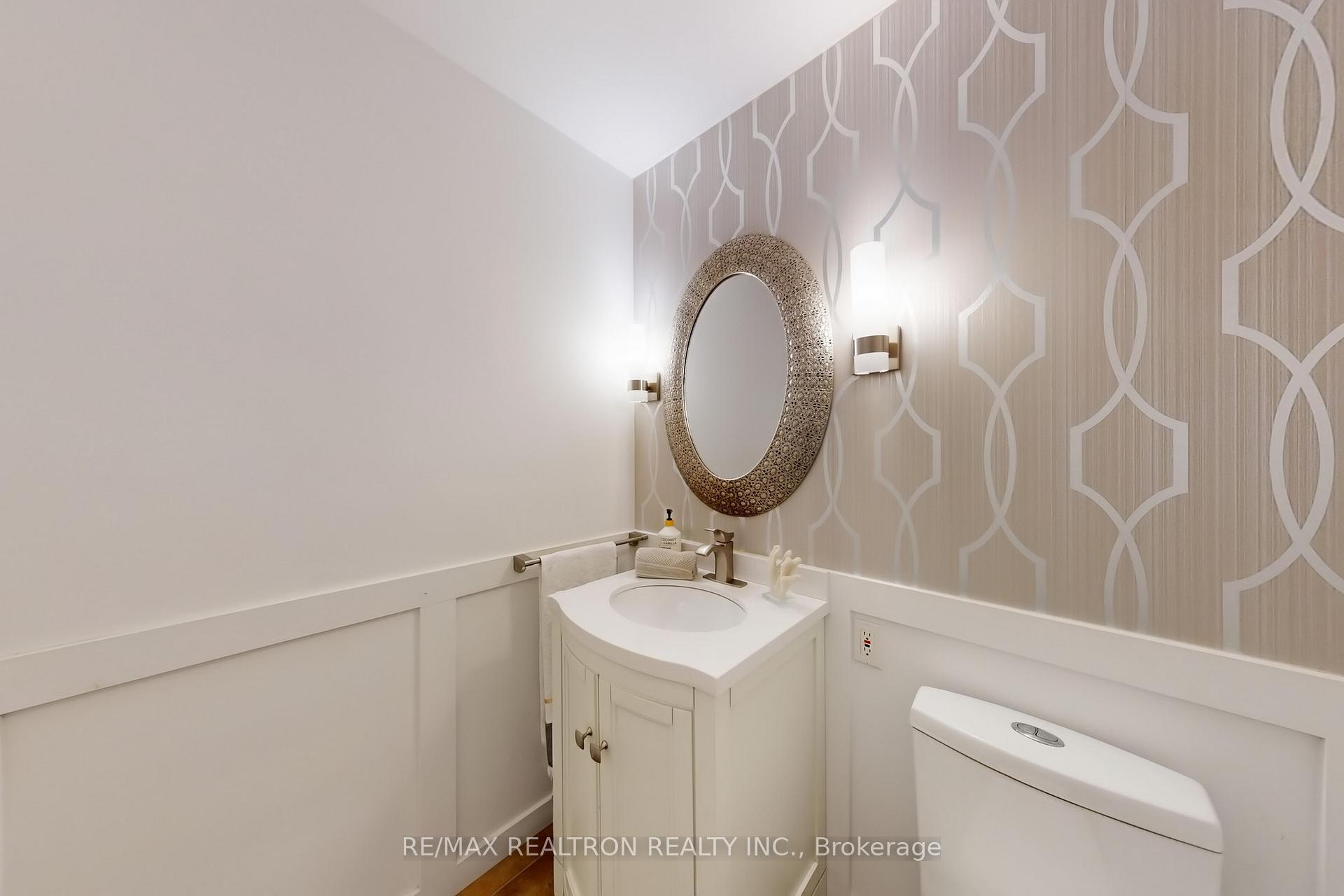 Photo 10 of 6 Coral Harbour Crescent, Markham, Bayview Fairway-Bayview Country Club Estates — HOMEH