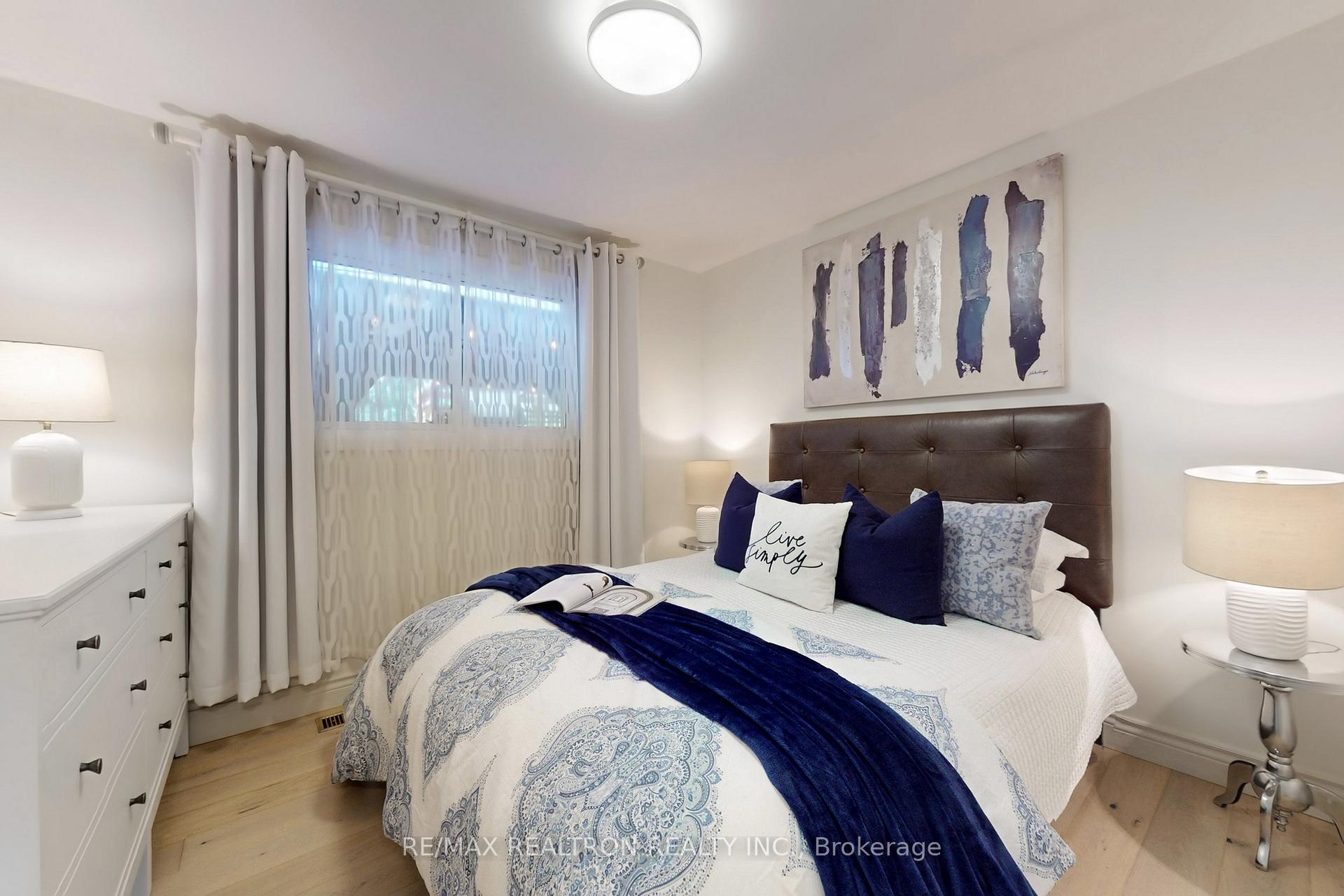 Photo 22 of 6 Coral Harbour Crescent, Markham, Bayview Fairway-Bayview Country Club Estates — HOMEH