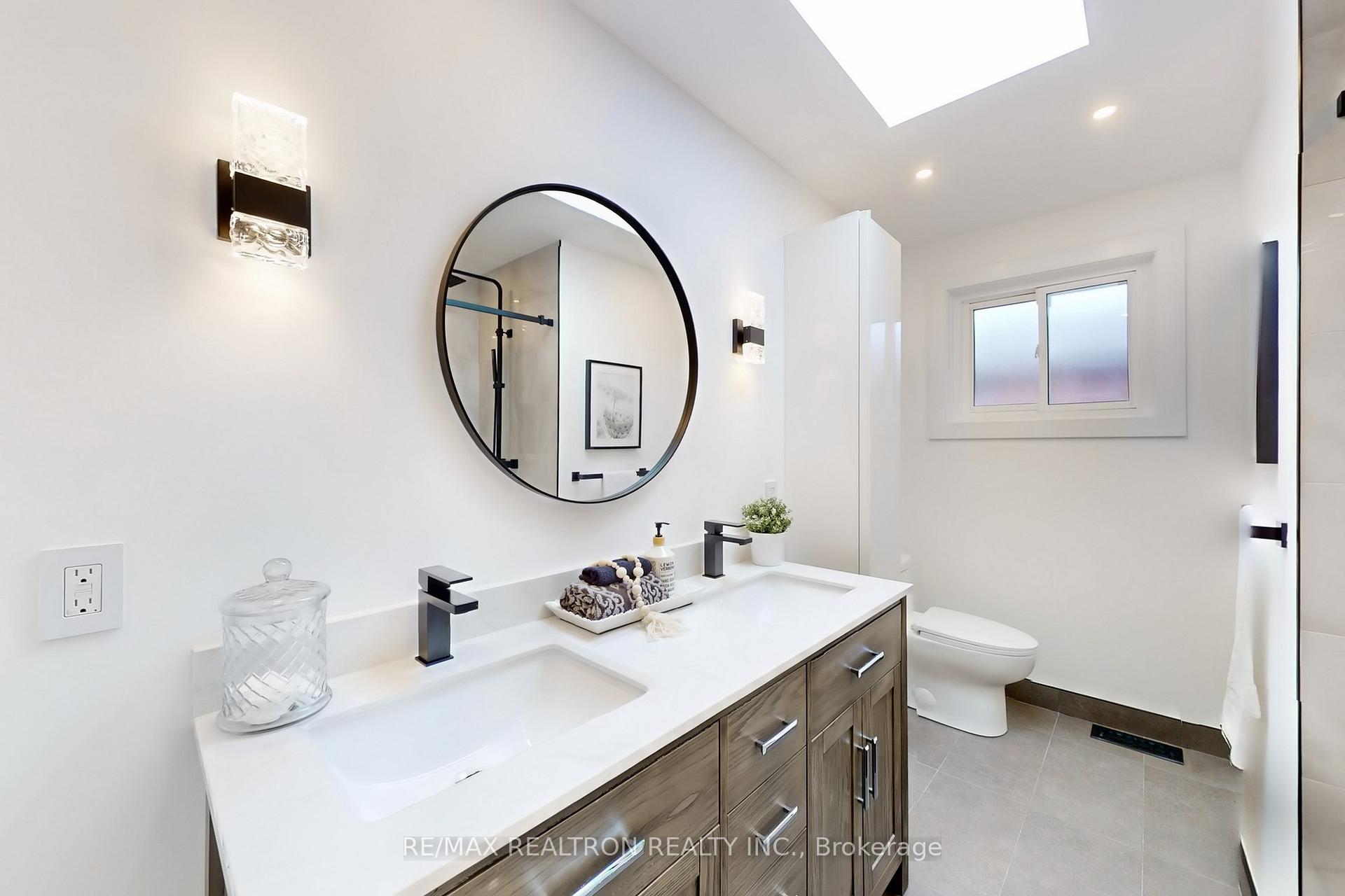 Photo 24 of 6 Coral Harbour Crescent, Markham, Bayview Fairway-Bayview Country Club Estates — HOMEH