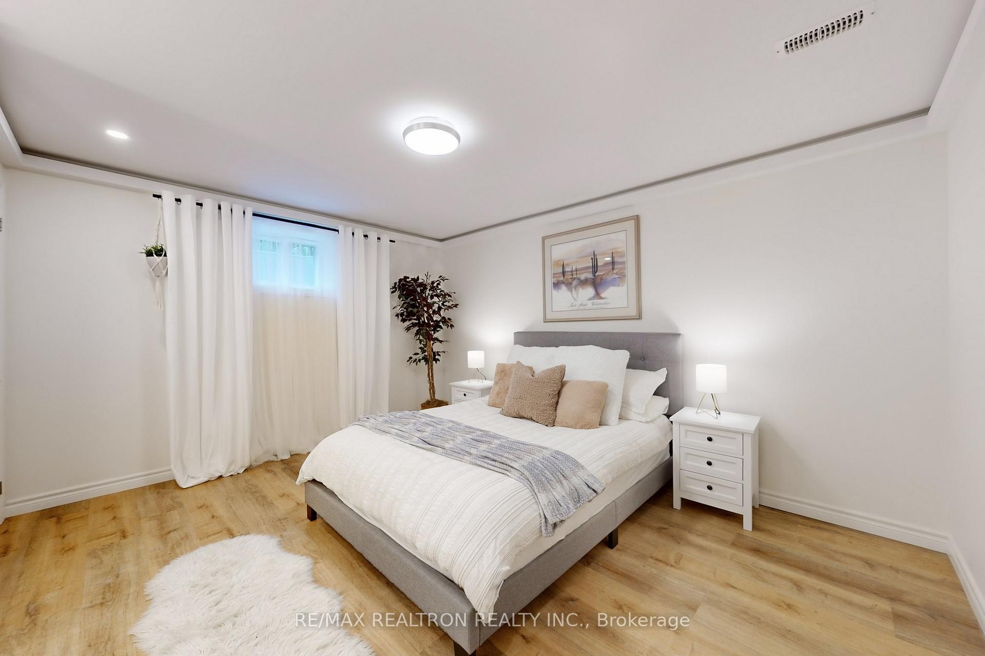 Photo 32 of 6 Coral Harbour Crescent, Markham, Bayview Fairway-Bayview Country Club Estates — HOMEH