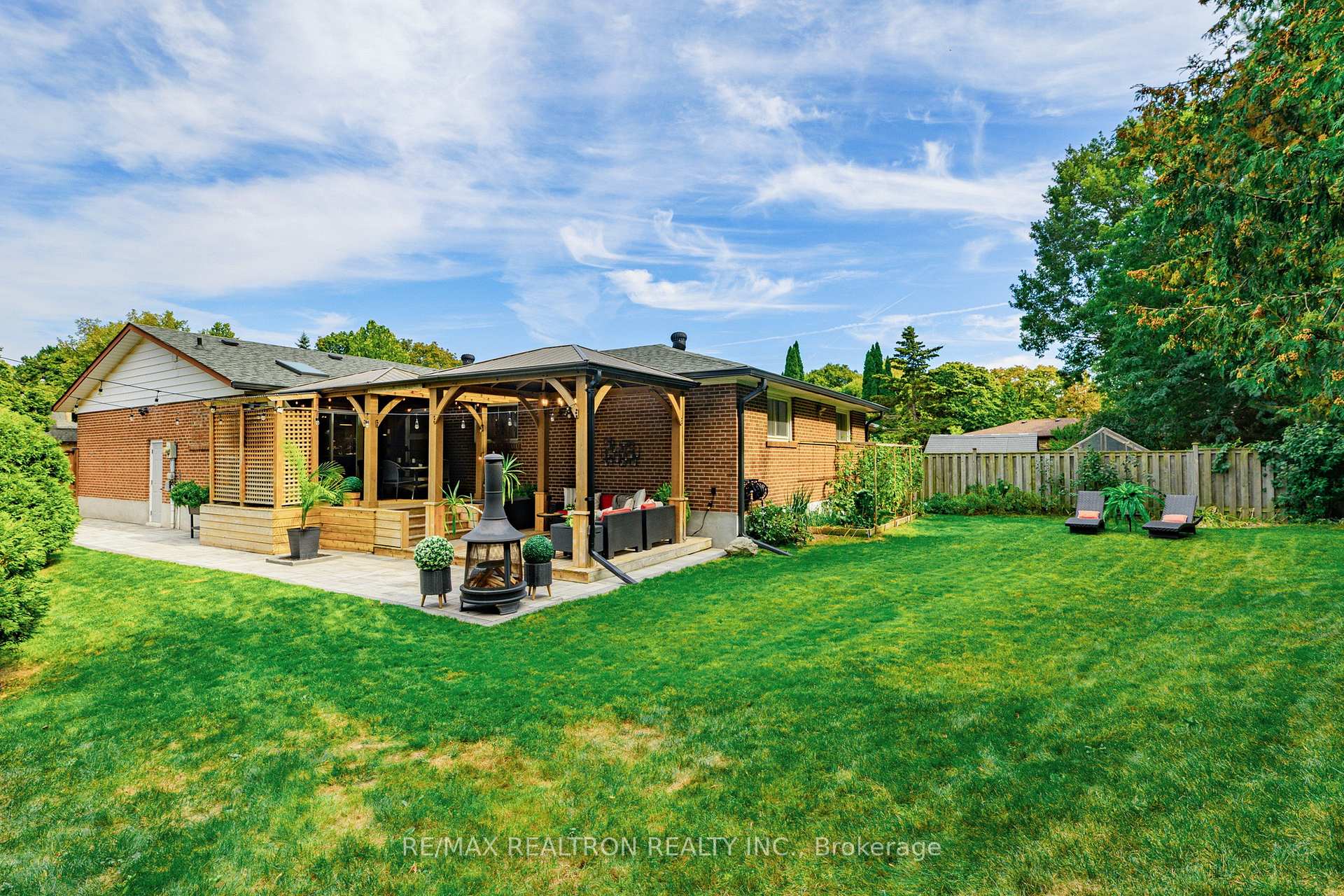 Photo 41 of 6 Coral Harbour Crescent, Markham, Bayview Fairway-Bayview Country Club Estates — HOMEH