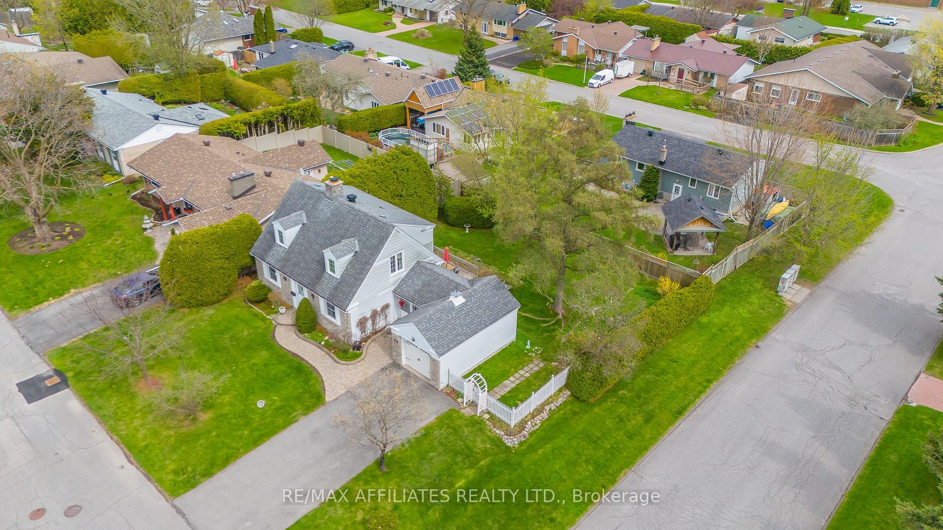 Photo 2 of 188 Banning Road, Ottawa, Kanata - Glencairn/Hazeldean — HOMEH