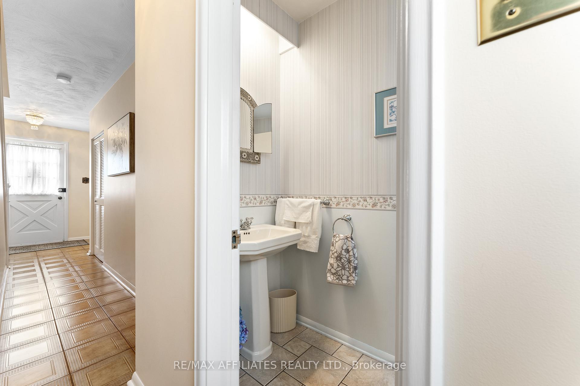 Photo 25 of 188 Banning Road, Ottawa, Kanata - Glencairn/Hazeldean — HOMEH