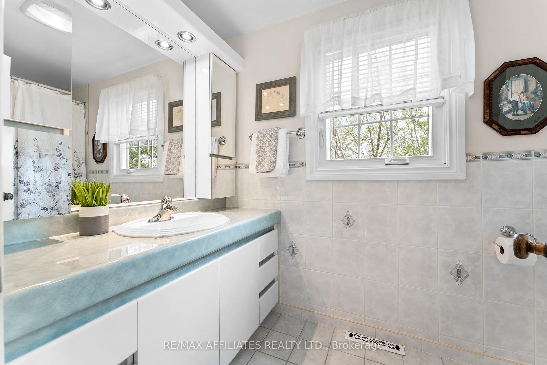 Photo 33 of 188 Banning Road, Ottawa, Kanata - Glencairn/Hazeldean — HOMEH