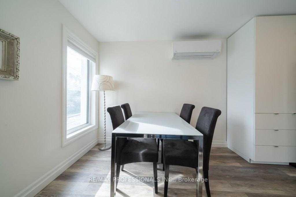 Photo 6 of Unit UPPER, 31 Dundurn Street N, Hamilton, Strathcona — HOMEH