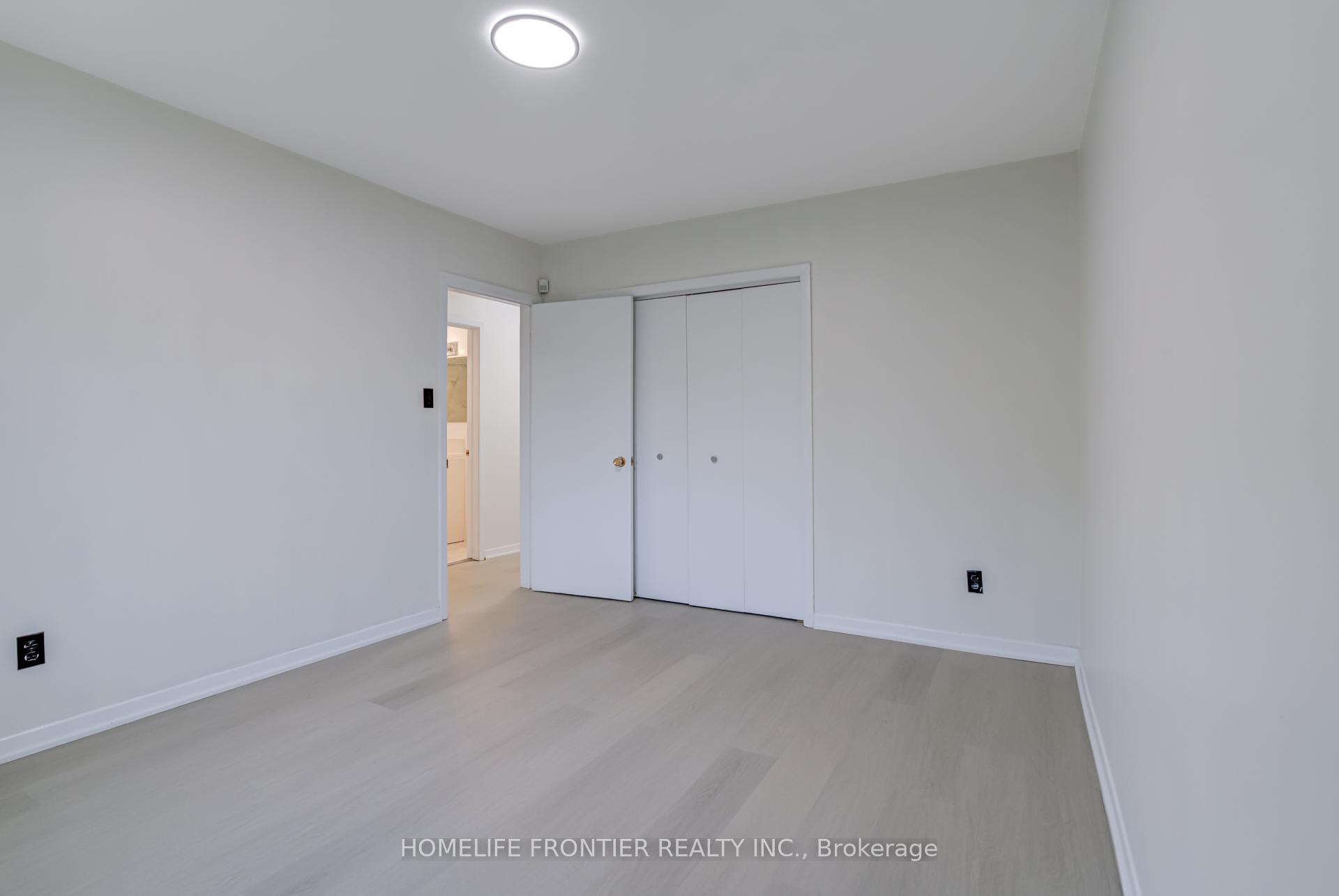 Photo 20 of Unit Upper, 62 Clark Avenue, Markham, Thornhill — HOMEH