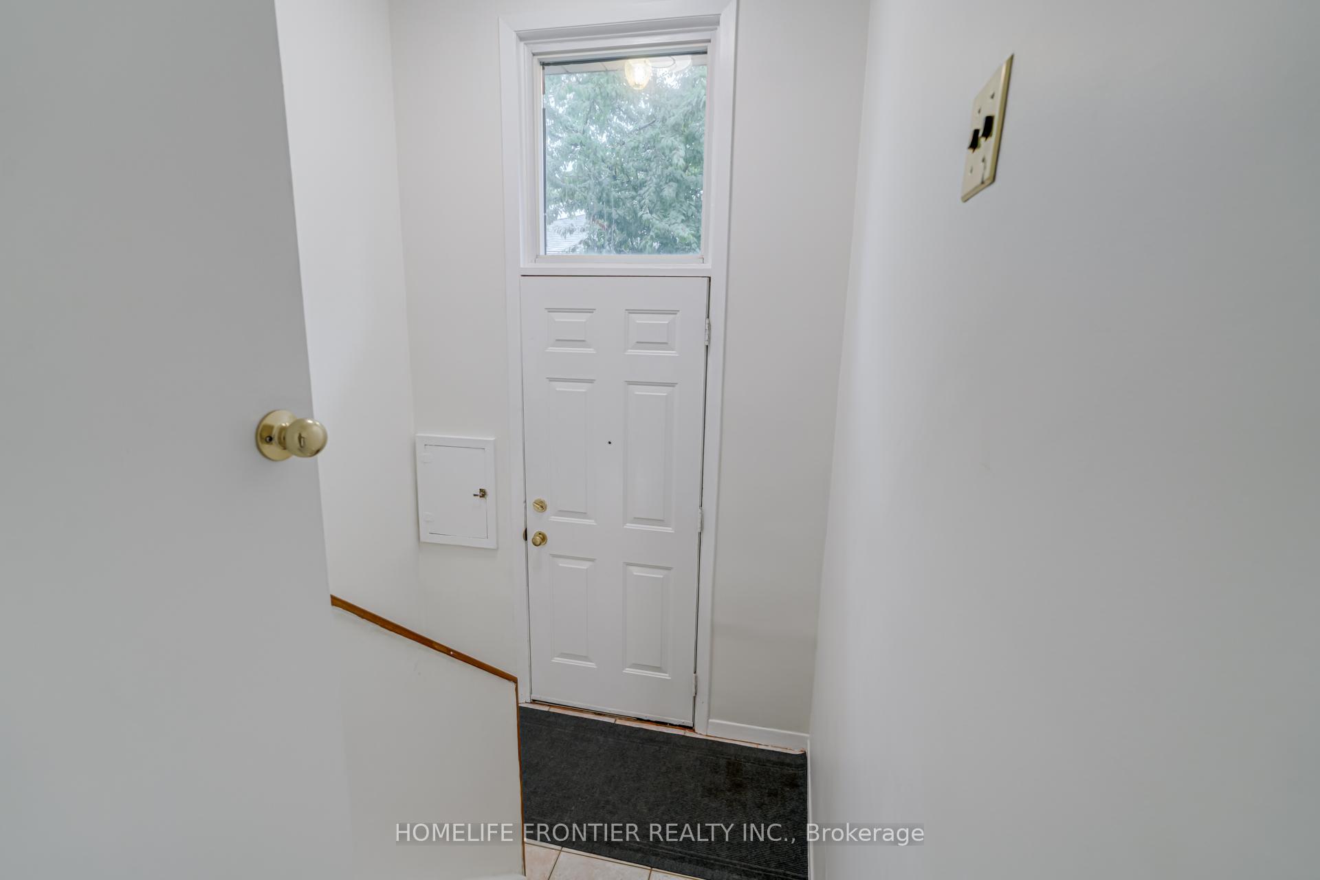 Photo 27 of Unit Upper, 62 Clark Avenue, Markham, Thornhill — HOMEH
