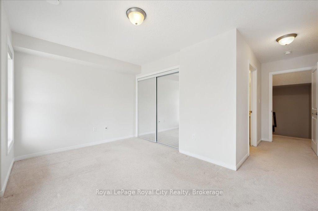 Photo 25 of Unit 86, 701 Homer Watson Boulevard, Kitchener, Trillium Industrial Park — HOMEH