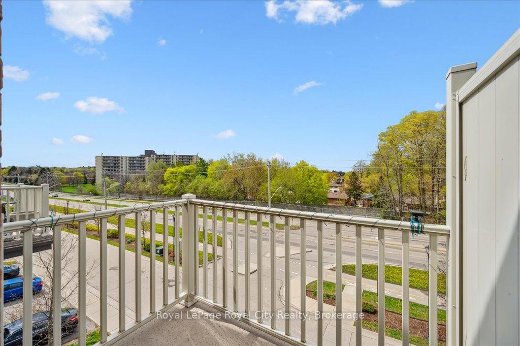 Photo 27 of Unit 86, 701 Homer Watson Boulevard, Kitchener, Trillium Industrial Park — HOMEH