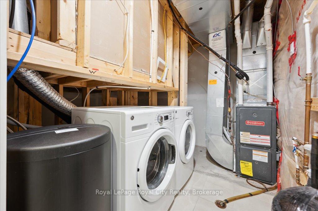 Photo 32 of Unit 86, 701 Homer Watson Boulevard, Kitchener, Trillium Industrial Park — HOMEH