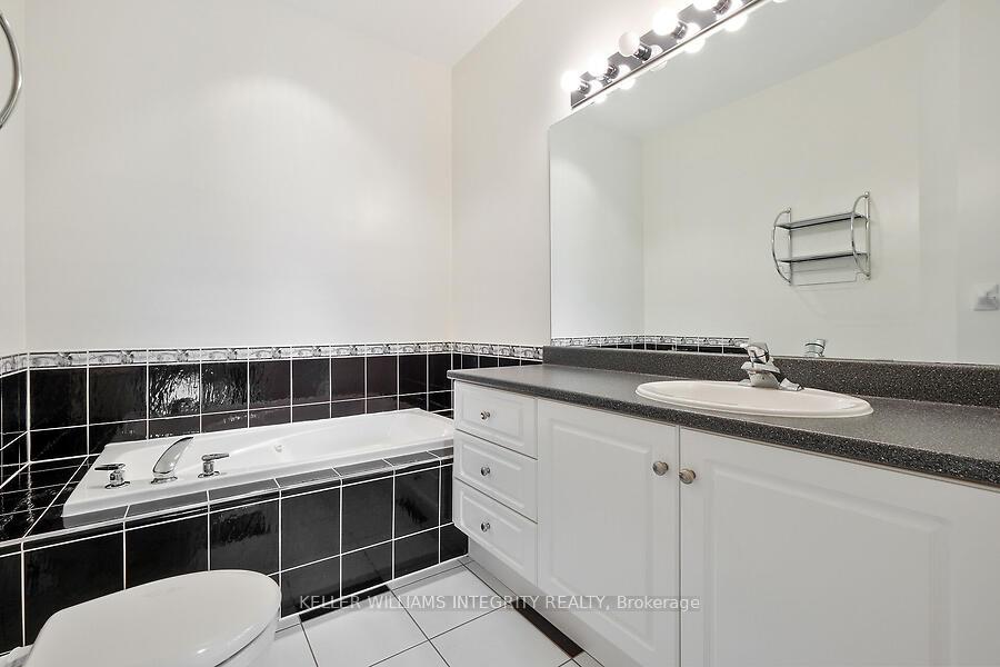 Photo 24 of 16 Morenz Terrace, Ottawa, Kanata - Kanata Lakes/Heritage Hills — HOMEH