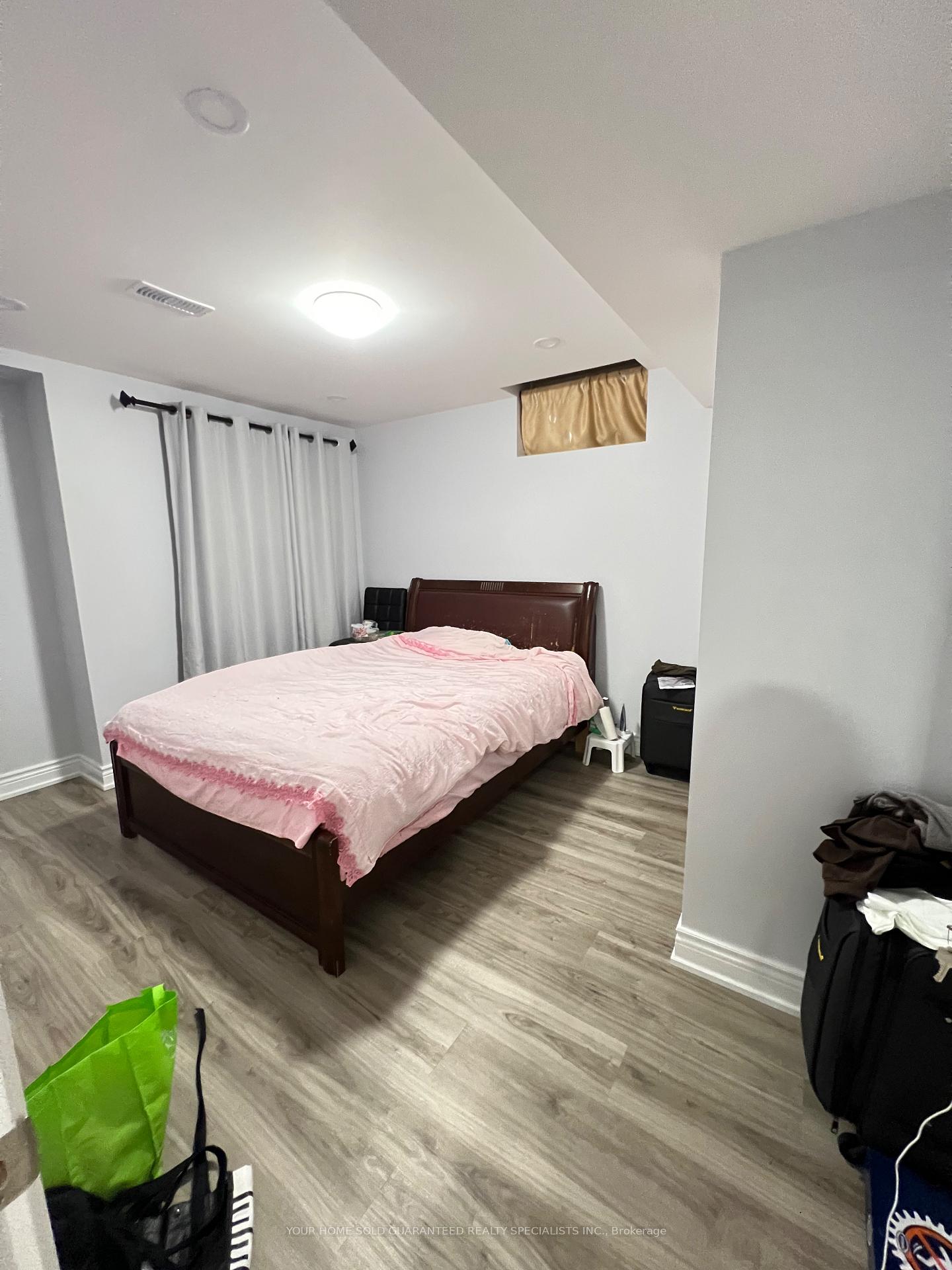 Photo 6 of 26 Holst Avenue, Markham, Berczy — HOMEH