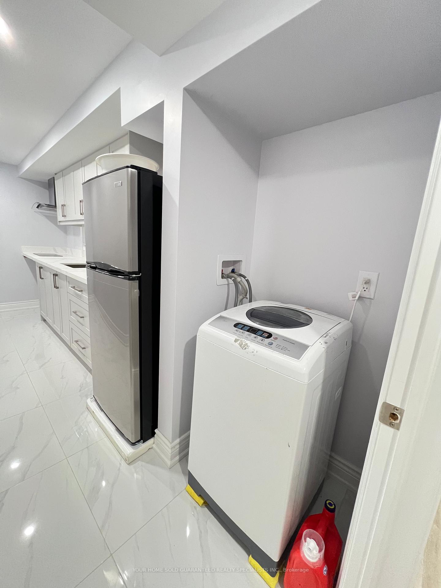 Photo 10 of 26 Holst Avenue, Markham, Berczy — HOMEH
