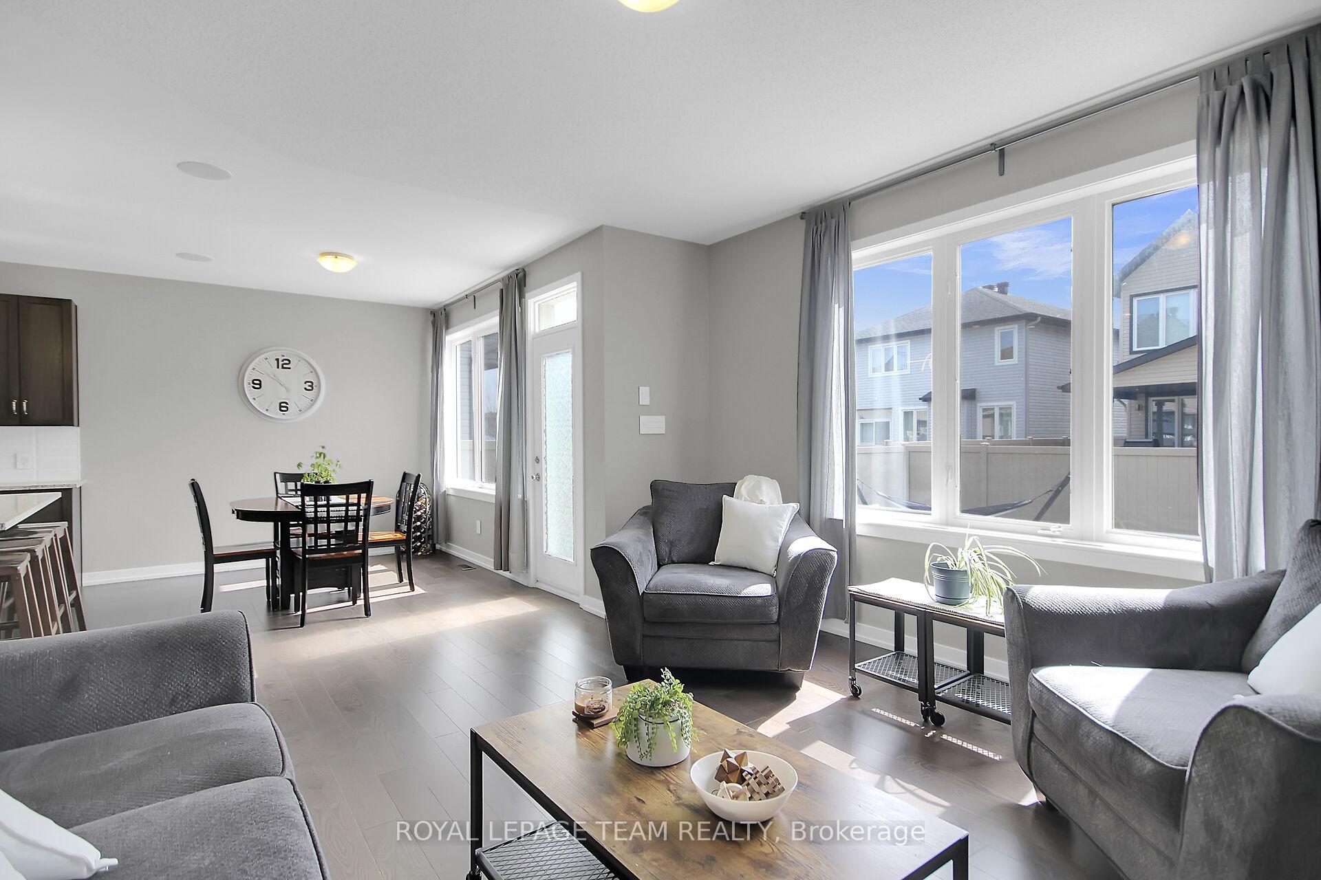 Photo 10 of 313 Oxer Place, Ottawa, Kanata - Emerald Meadows/Trailwest — HOMEH