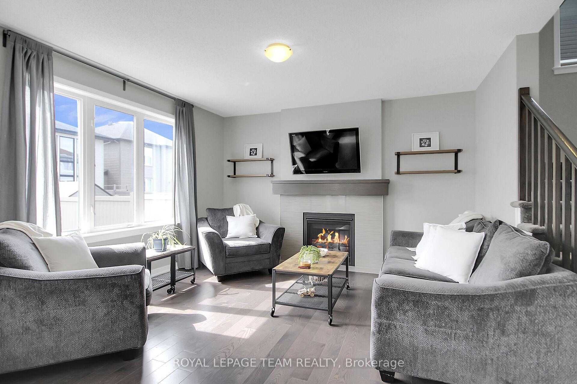 Photo 11 of 313 Oxer Place, Ottawa, Kanata - Emerald Meadows/Trailwest — HOMEH