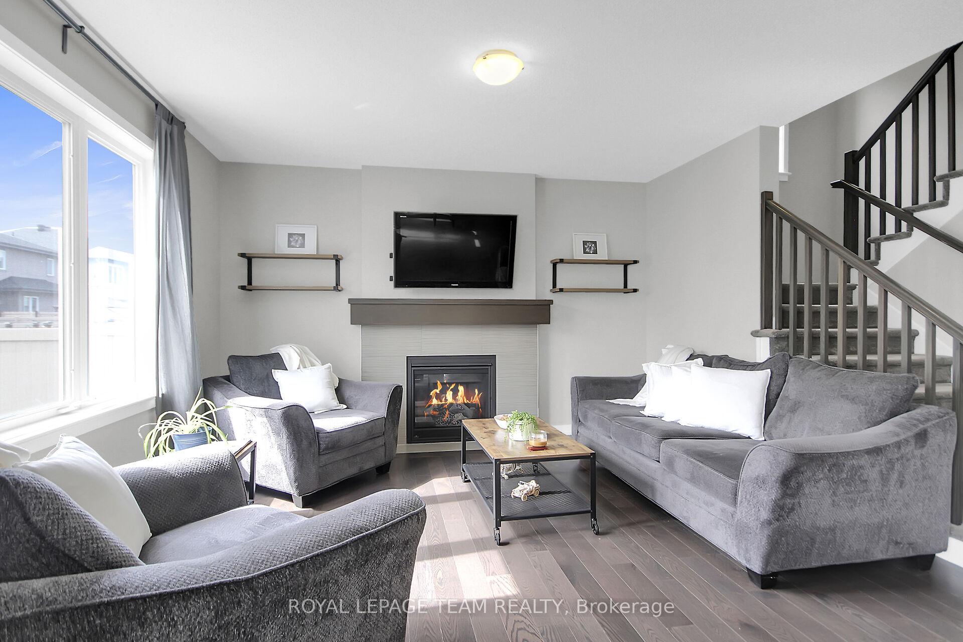 Photo 12 of 313 Oxer Place, Ottawa, Kanata - Emerald Meadows/Trailwest — HOMEH