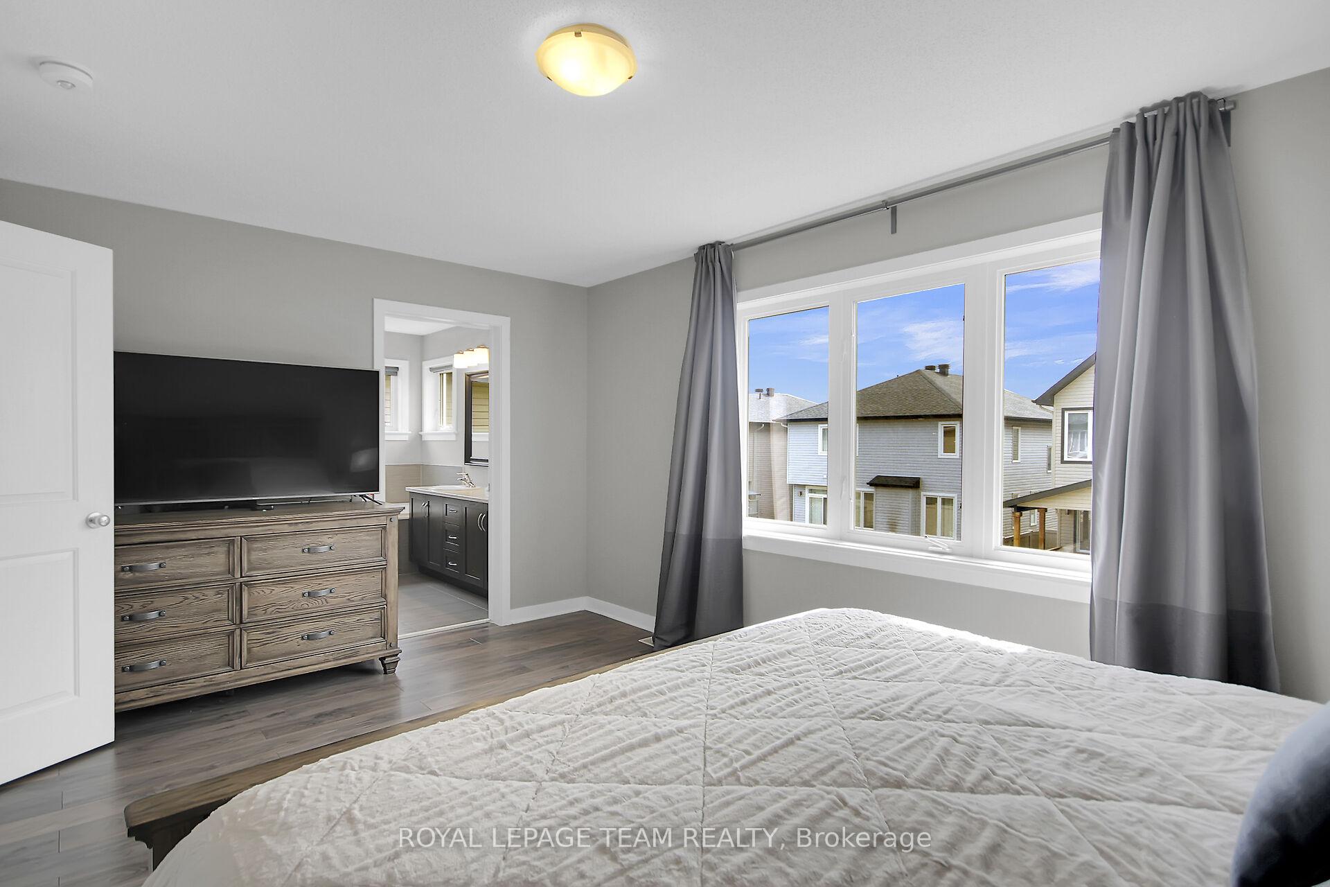 Photo 18 of 313 Oxer Place, Ottawa, Kanata - Emerald Meadows/Trailwest — HOMEH