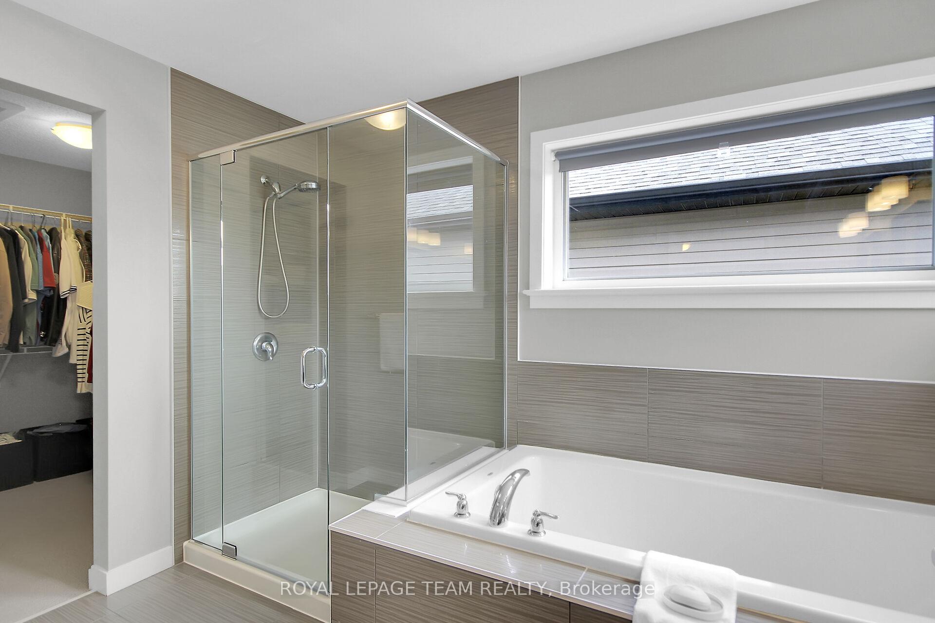 Photo 19 of 313 Oxer Place, Ottawa, Kanata - Emerald Meadows/Trailwest — HOMEH