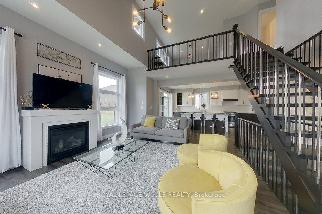 Photo 14 of 69 Eaglecrest Street, Kitchener — HOMEH