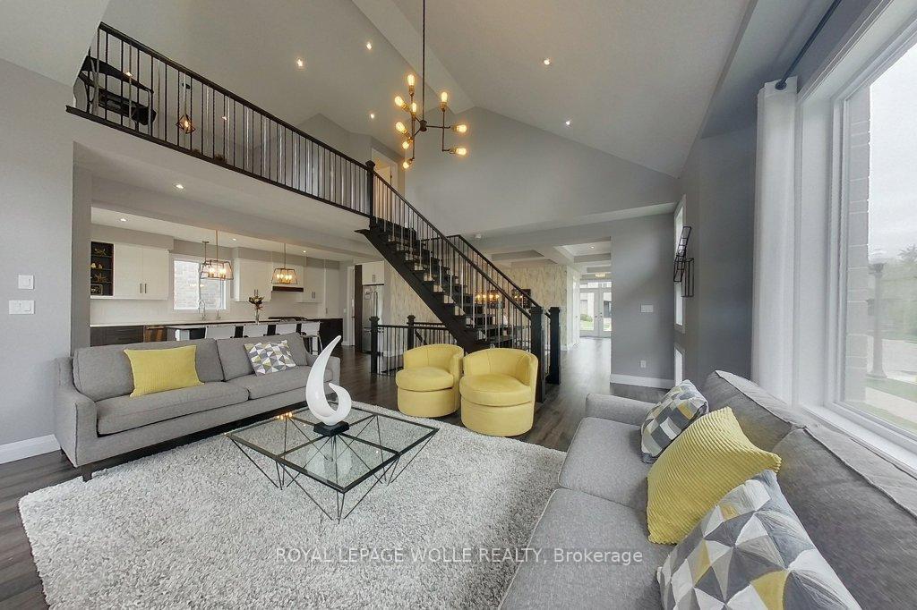 Photo 15 of 69 Eaglecrest Street, Kitchener — HOMEH