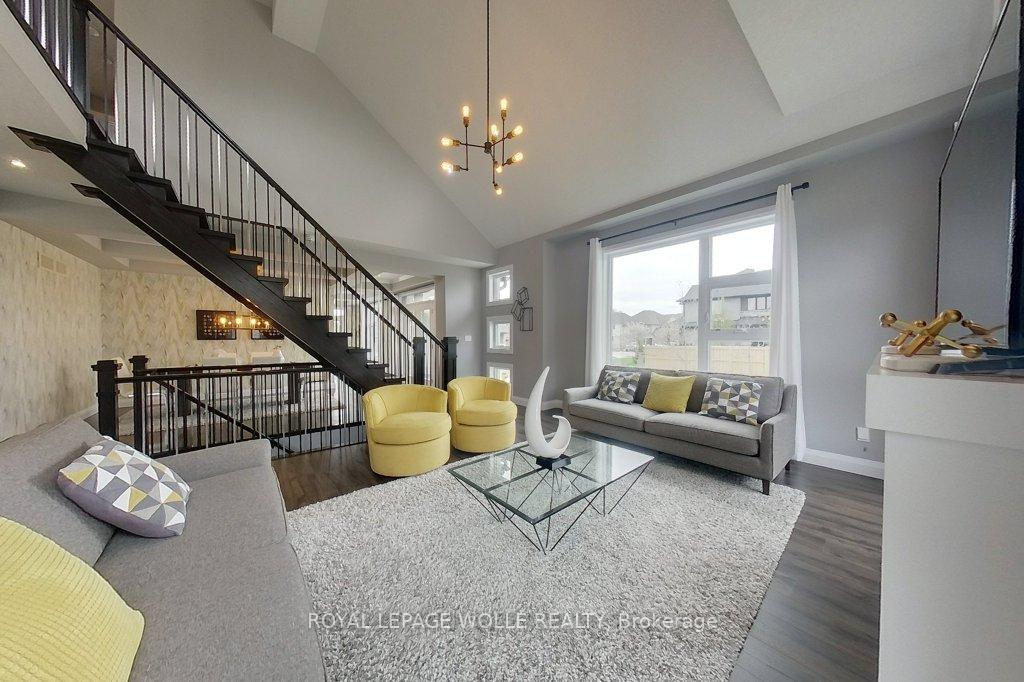 Photo 16 of 69 Eaglecrest Street, Kitchener — HOMEH