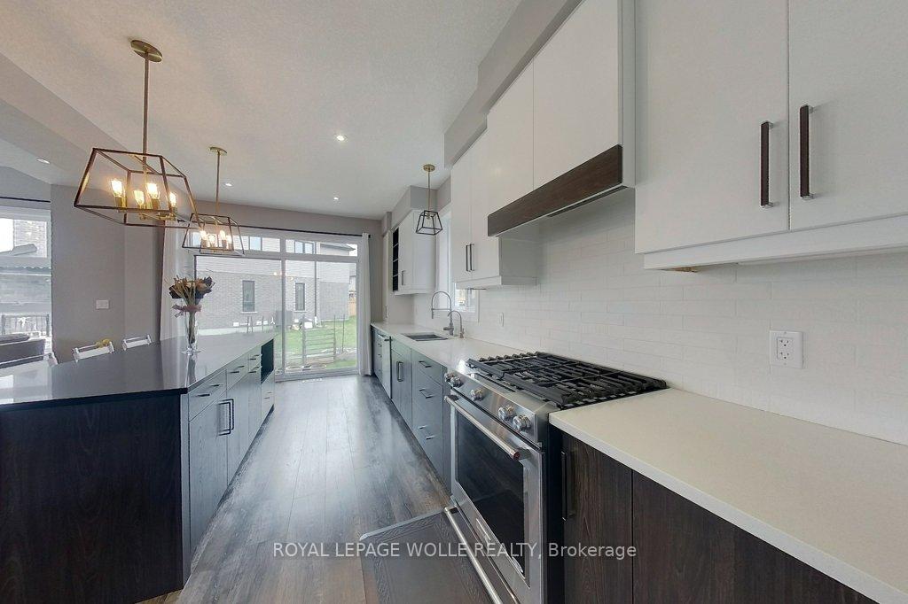 Photo 18 of 69 Eaglecrest Street, Kitchener — HOMEH