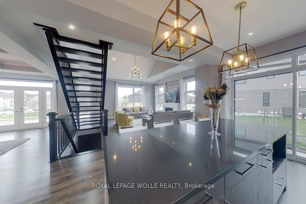 Photo 20 of 69 Eaglecrest Street, Kitchener — HOMEH