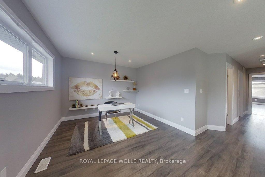Photo 25 of 69 Eaglecrest Street, Kitchener — HOMEH