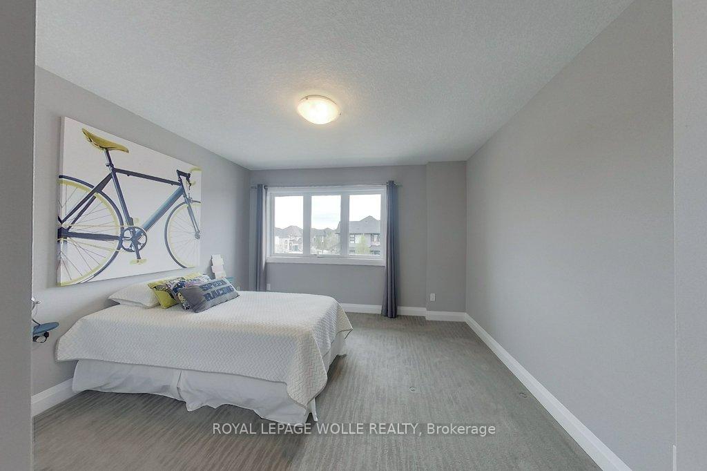 Photo 36 of 69 Eaglecrest Street, Kitchener — HOMEH