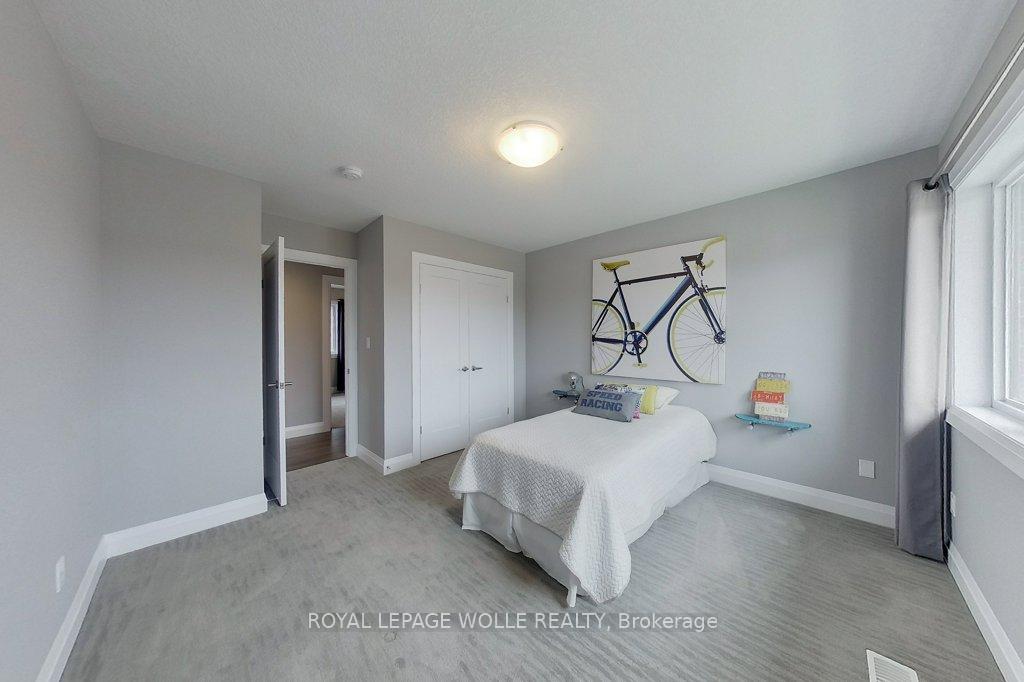 Photo 38 of 69 Eaglecrest Street, Kitchener — HOMEH