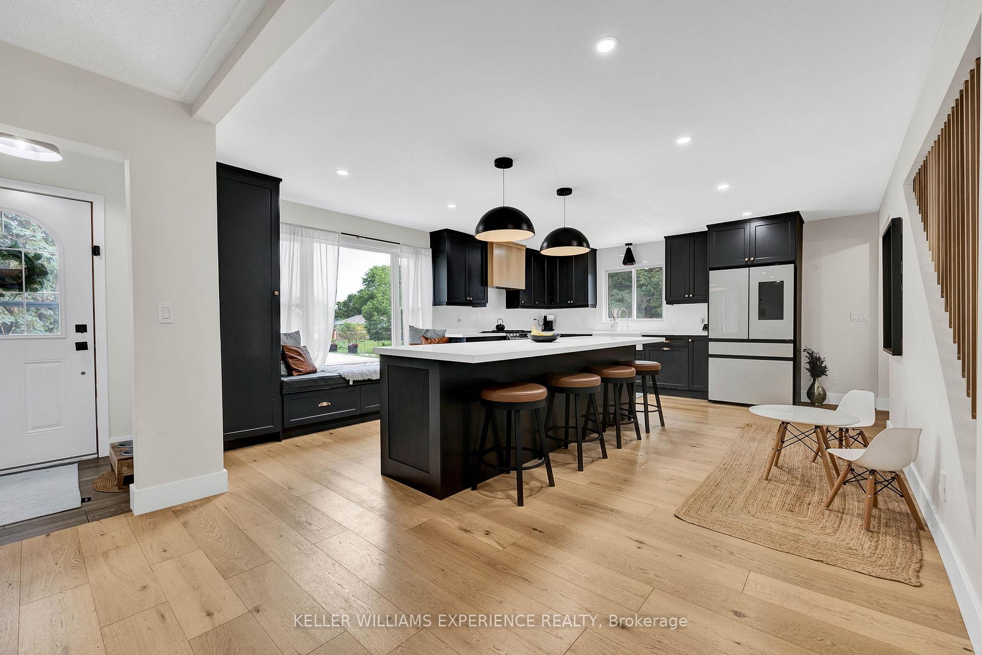 Photo 5 of 37 Allan Street W, Minto — HOMEH