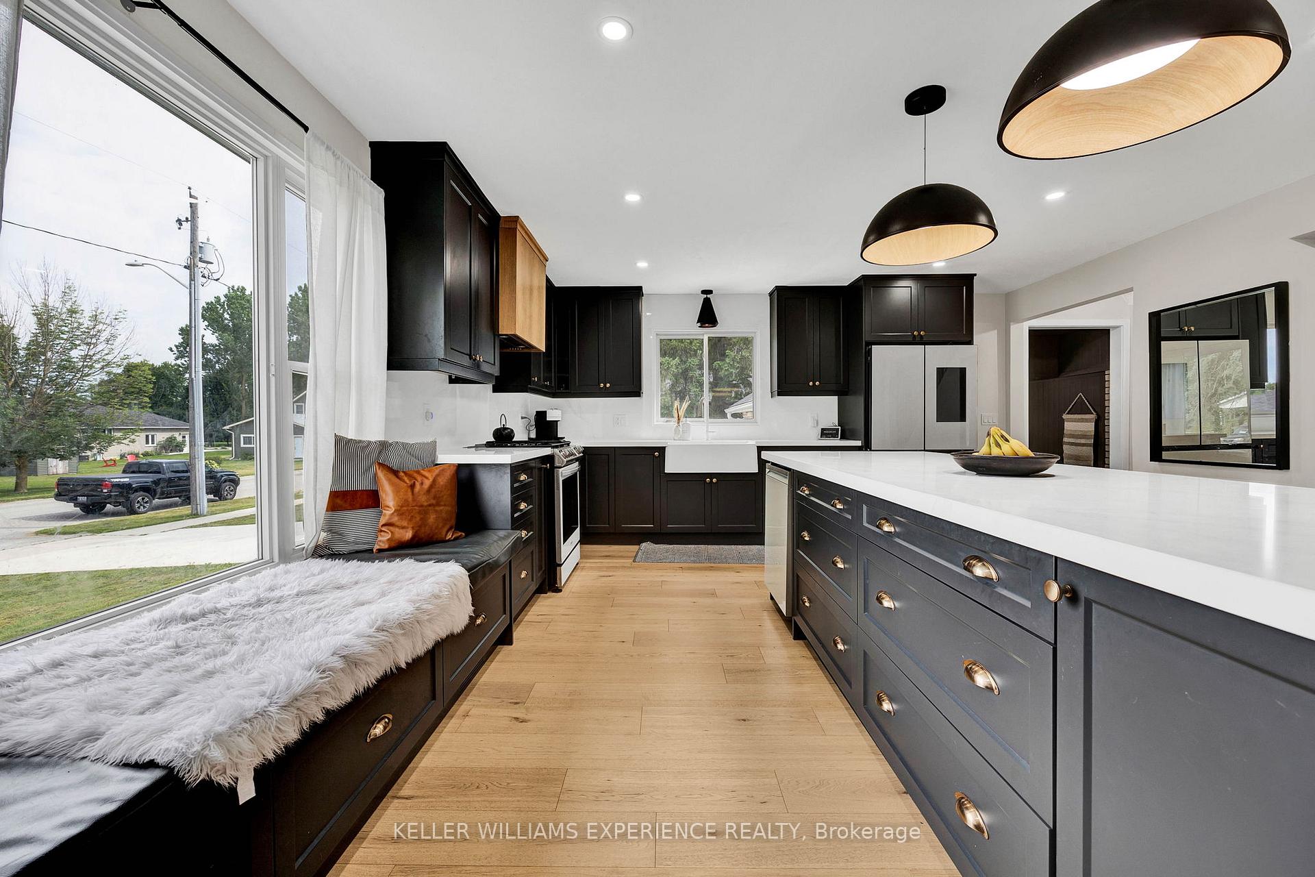 Photo 6 of 37 Allan Street W, Minto — HOMEH