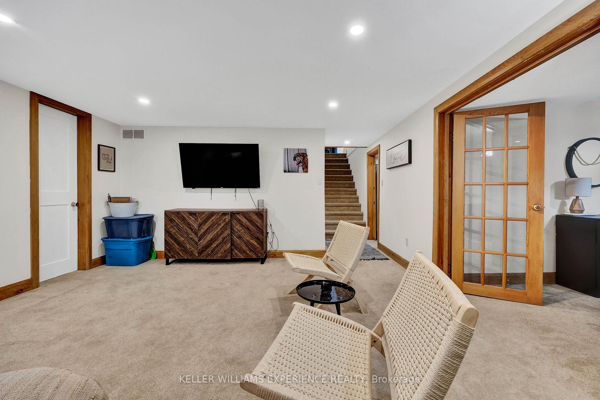 Photo 23 of 37 Allan Street W, Minto — HOMEH