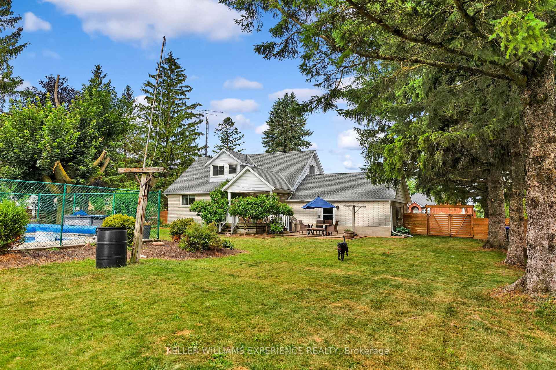 Photo 31 of 37 Allan Street W, Minto — HOMEH