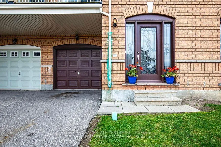Front of Unit 3, 620 Ferguson Drive