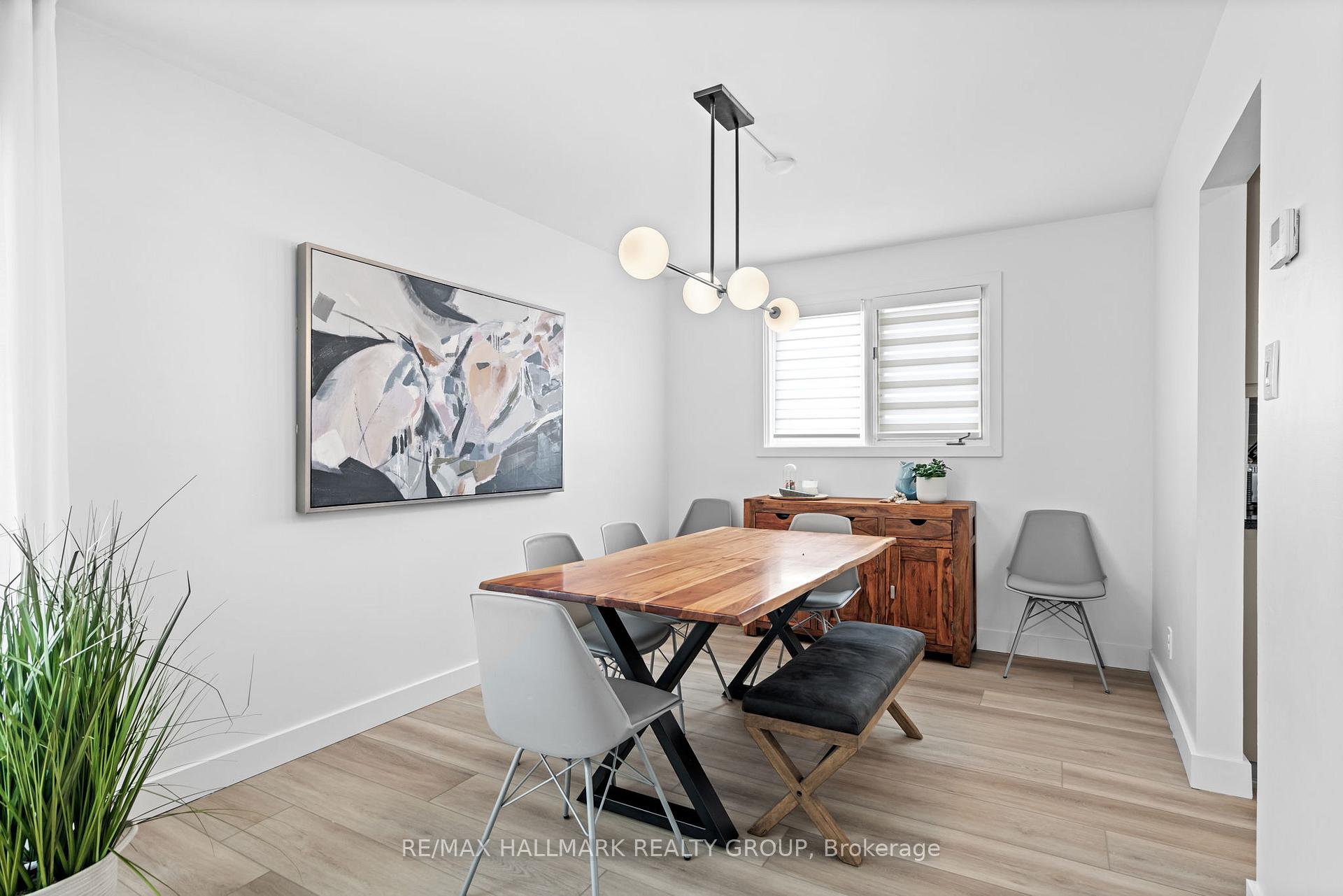 Photo 11 of 85 Village Green, Ottawa, Kanata - Glencairn/Hazeldean — HOMEH